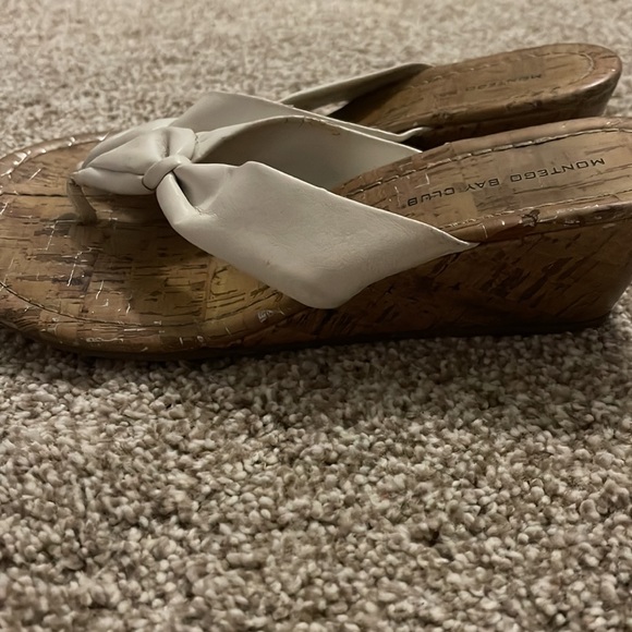 Sandals - Picture 2 of 2